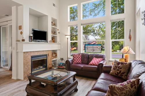 Southern Crossing Casa | Old Mill Proxi