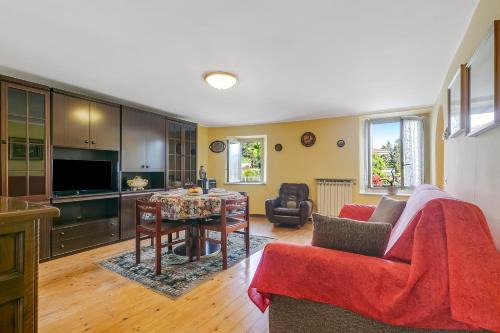 Pella Apartamento | Old Pella 100m to Orta Lake - Happy Rentals