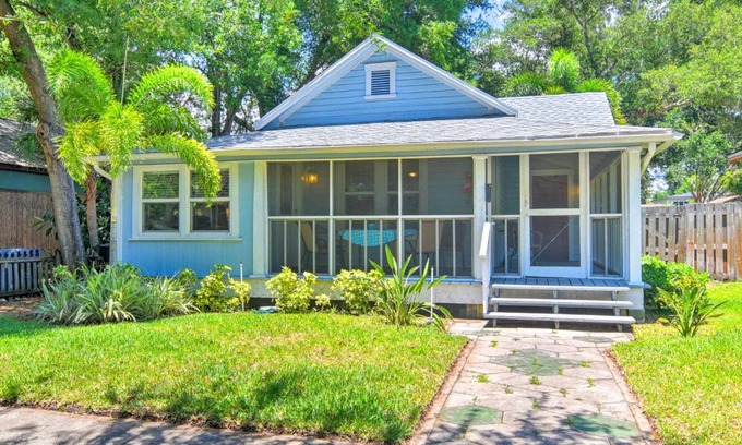 Historic Uptown Casa | Old St Pete Bungalow - Downtown 1 Mi, Beach 8 Mi!