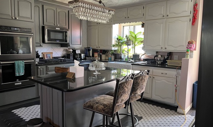 West Old Town Casa | Old Town 2BD1BA, Pet friendly