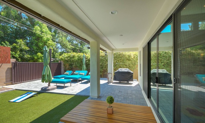 Security Acres Casa | Old Town Class