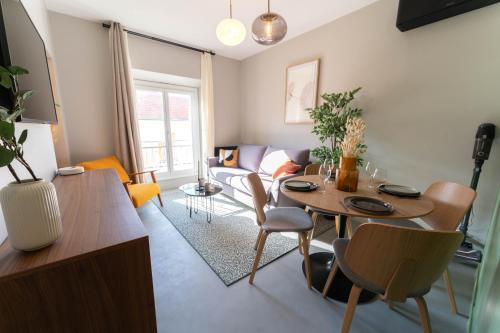 Old Town Apartamento | Old Town Diamond, adorable sunny apartment with AC