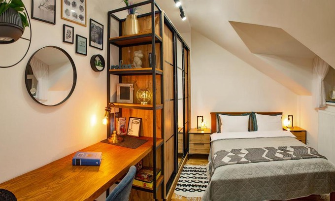 Kamenets-Podol'skiy Apartamento | Old Town Loft Apartments
