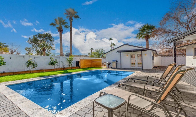 Village Grove Casa | Old Town Oasis + Full Guest House + Free Heated Pool