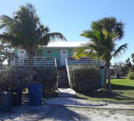 Punta Brisa Cabina | Old Wooden Bridge Resort & Marina