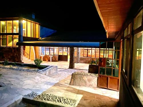 Maasai Mara Cabina | Oldarpoi Wageni Camps
