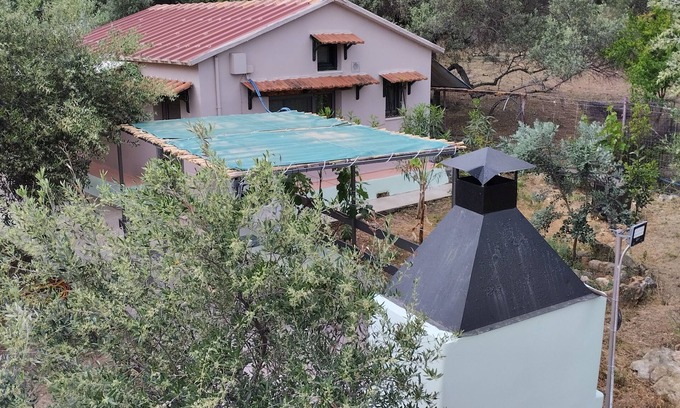 Kato Galatas Cabaña | olea cottage, a peaceful retreat in an olive grove in Galatas.