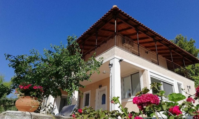 Gythio Villa | Olea Escape - Tu propia casa en una finca de olivos