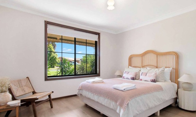 Lake Albert Casa | Oleander Cottage - Cosy Ambience, Pets Allowed