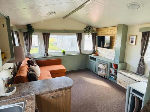 Whitley Bay Complejo | 'Olive' by the Sea