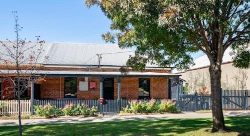 Bathurst Casa | Olive Cottage Rankin
