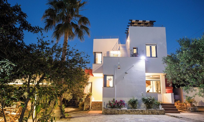 Prines Villa | Olive garden Villa "Venetia"