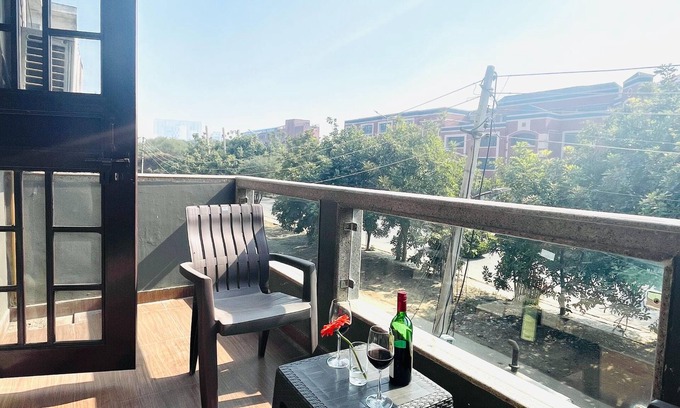 Sushant Lok Apartamento | Olive Service Apartment Near Artemis