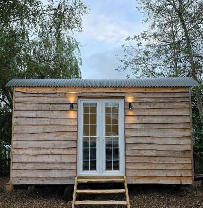 Horning Otro | Olive the Shepherds Hut