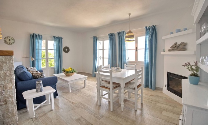 Alonnisos Old Town Casa | Olive Tree House