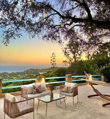 Villaggio delle Mimose Casa | Olive Tree Oasis - Coastal Charm & Sea Views