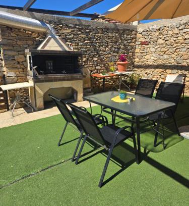 Pangaio Casa | Olive Tree's House
