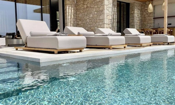 Lefktron Villa | Olive Villas