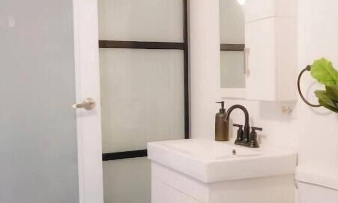 Pueblo Apartamento | Oliver Suite Villas with jacuzzi in Rincón
