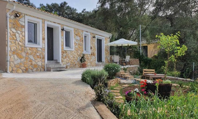 Liapades Casa | Olivesways