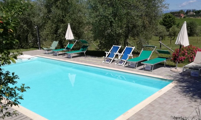 Foiano della Chiana Apartamento | Oliveto-Apartamento-Confortable-Baño Privado-Vista al Jardín