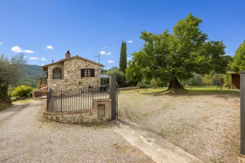 Chiusi Villa | Oliveto Del Cantarello
