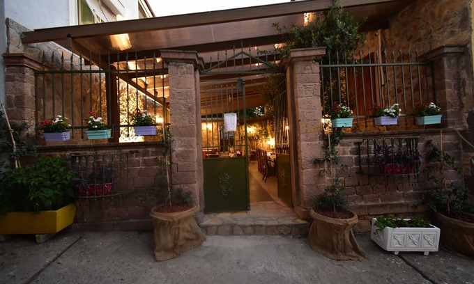 Ayvalik City Center Casa | Olivia 1845 Guest House