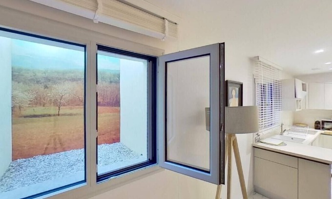 Veigy-Foncenex Apartamento | Olivier apartment independent, large garden, very quiet, basement