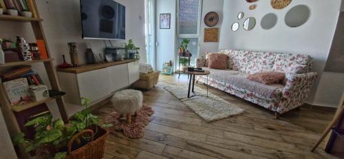 Petrovaradin Apartamento | Olja's private apartment