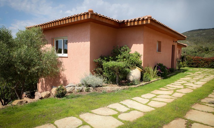 Olmeto Apartamento | Olmeto Plage: Large 3-bedroom apartment 200 metres from the sea