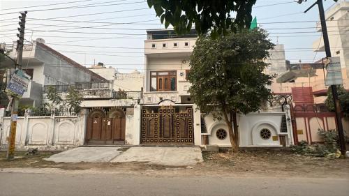Varanasi Casa | Om Kashi Villa