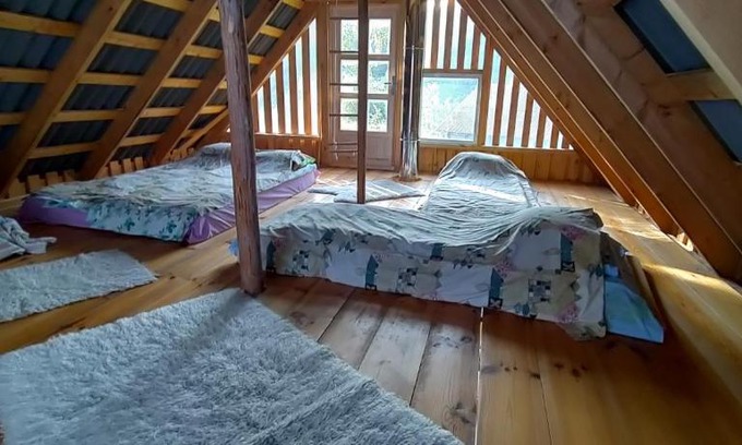 Viljandi County Apartamento | Oma tiigi ja saunaga suvemajake Soomaa serval