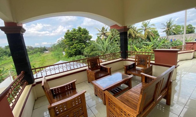 Sleman Casa | Omah Sawah Homestay