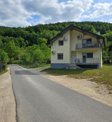 Bihac Casa | Omar & Una Apartmani