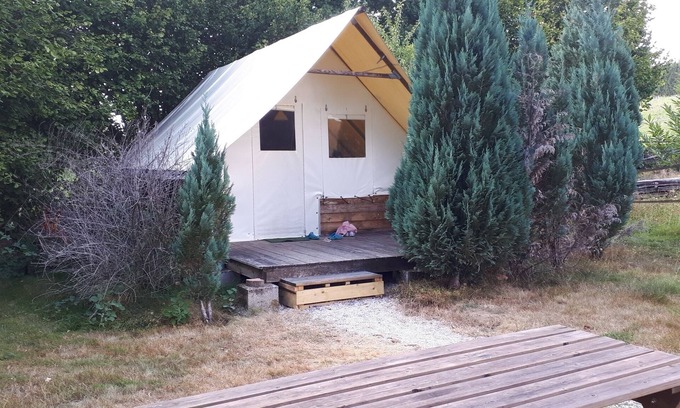 Le Clerjus Casa | Choza amazone en el suelo