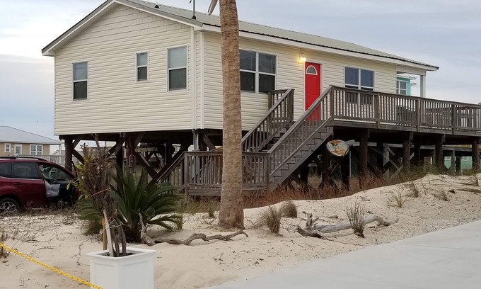 Fort Morgan Cabaña | En la playa viviendo a precio de playa! Se admiten perros
