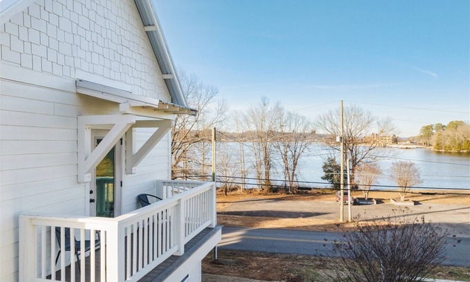 Guntersville Casa | On Reel Time at River Rocks Plantation