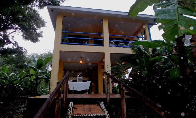 Sierpe Casa | En SIERPE RIVER - VILLA TRANQUILLO ... 2 dormitorios, 2 baños, totalmente equipado, incl. C.A