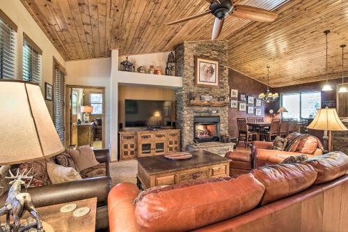 Show Low Casa | On-Site Trails and Deck Show Low Cabin!