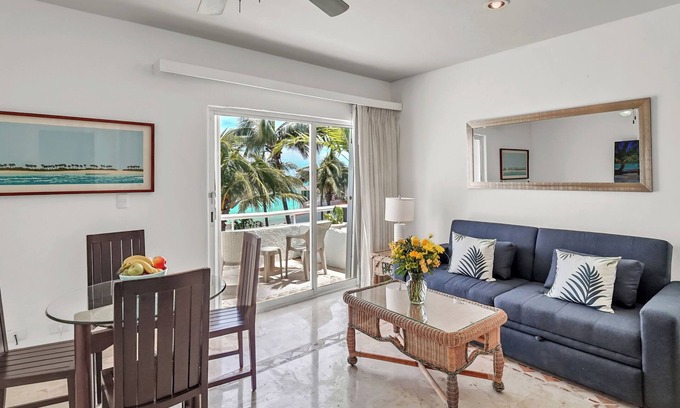 Playacar Condominio | On the Beach! 2-Bed Condo. All Amenities Condo-Hotel. Spectacular Ocean Views.