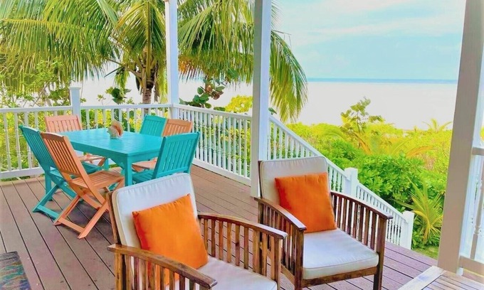 Spanish Wells Cabaña | ON THE BEACH w/Kayaks, Paddleboard, Amazing Beach Views throughout