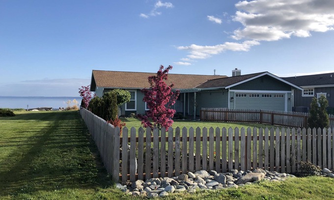 Camano Island Casa | ¡En la playa! Rambler hermoso en N. Isla Camano