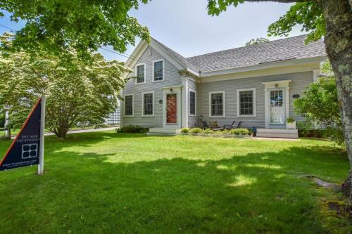 Chatham Casa | On the Chatham Loop - 1 Min to the Beach
