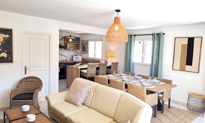 Saint-Jean-de-la-Riviere Casa | On the beaches of Barneville-Carteret ., 3* gîte
