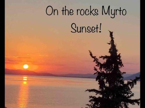 Afissos Casa | On the Rocks Myrto