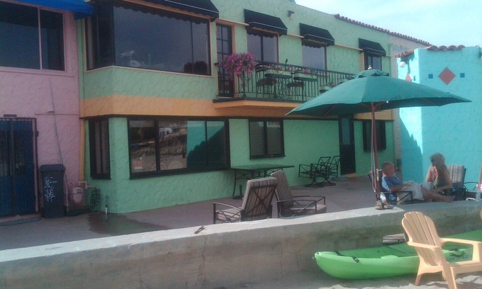 Capitola Condominio | En la arena en Capitola Village Beach CV # 16-061