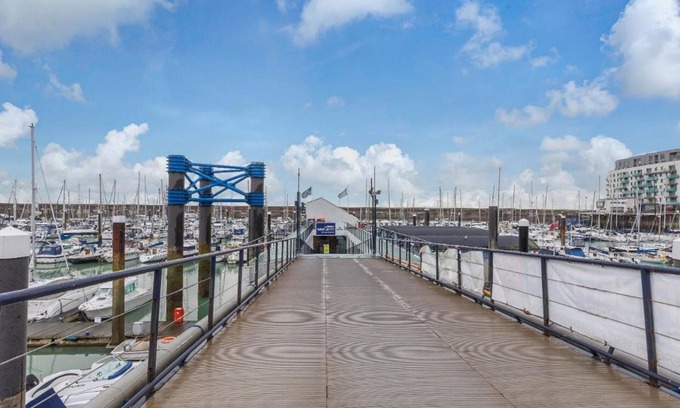 Brighton Apartamento | On the Water 2 -waterside Studio With Terrace Overlooking the Harbour