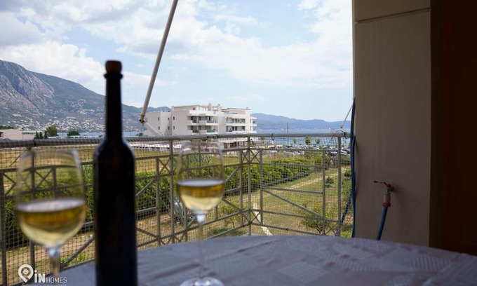 Anatolikos Sinikismos Apartamento | 'On The Wave' With Amazing View