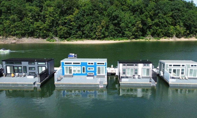 Russell Springs Alquiler De Eote | On-Water 10 #34 - Lake Cumberland marina