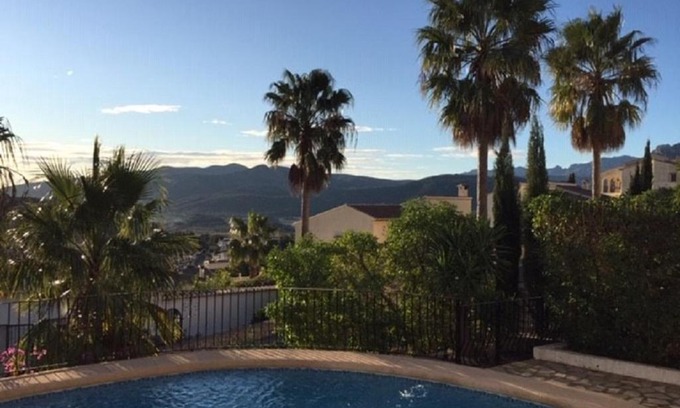 Alcalali Apartamento | One Bed Apartment overlooking Jalon Valley, Costa Blanca